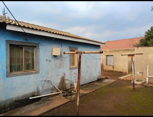 2 BEDROOM HOUSE FOR SALE IN KANANA PARK